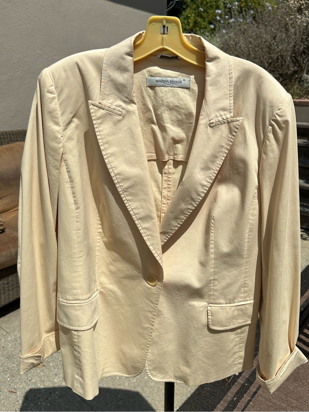 Marina Rinaldi Pale Yellow Single-Button Tailored Blazer in size 23 (16)